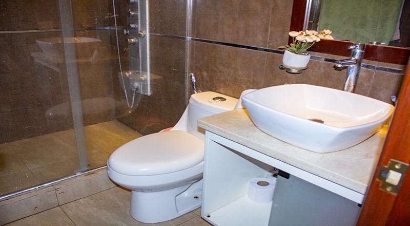 VENTA DE CASA DE 3 PISOS EN ALAMEDA COUNTRY CLUB